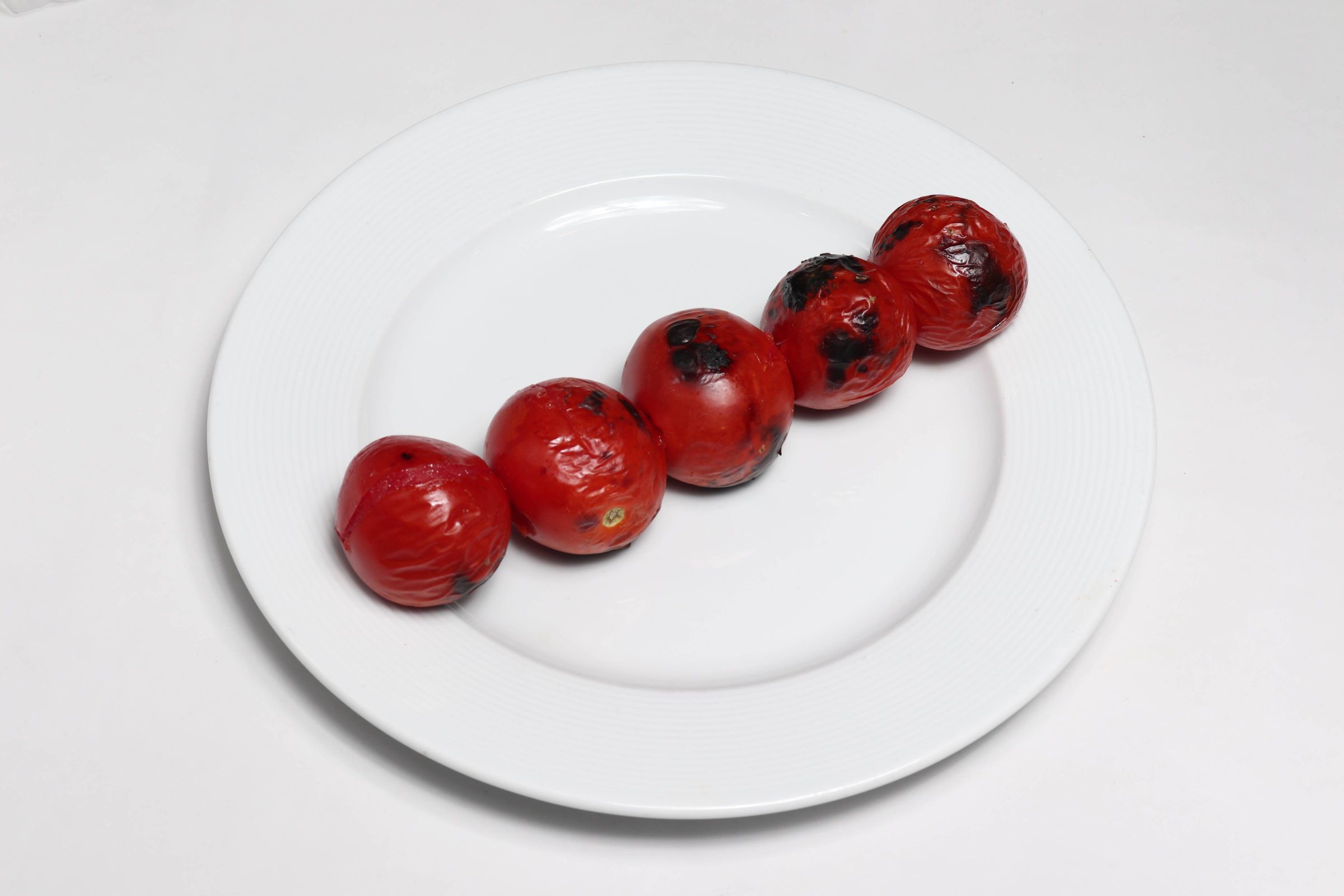 گوجه كبابي (يك سيخ)